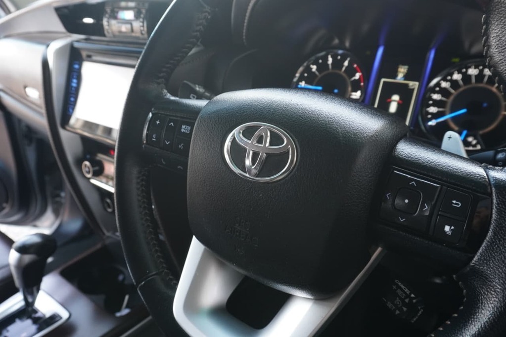 2018 TOYOTA FORTUNER, Silver, 105075Kms, Automatic, SUV, Diesel, R419 995, Goodwood