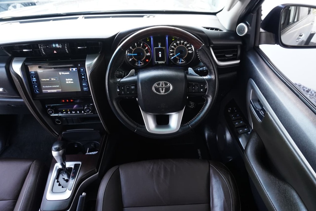 2018 TOYOTA FORTUNER, Silver, 105075Kms, Automatic, SUV, Diesel, R419 995, Goodwood