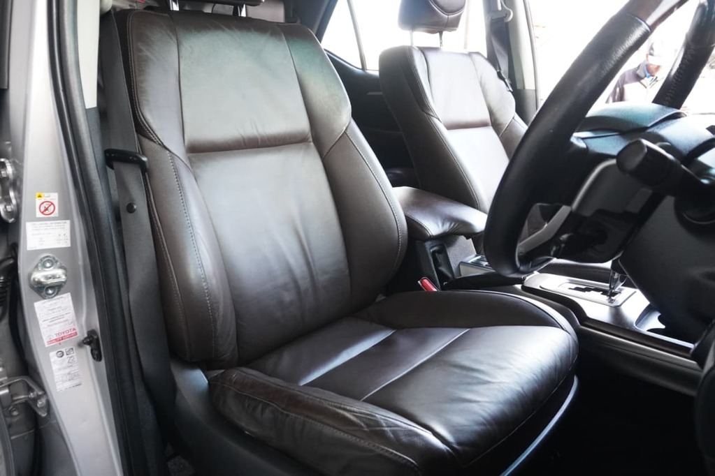 2018 TOYOTA FORTUNER, Silver, 105075Kms, Automatic, SUV, Diesel, R419 995, Goodwood