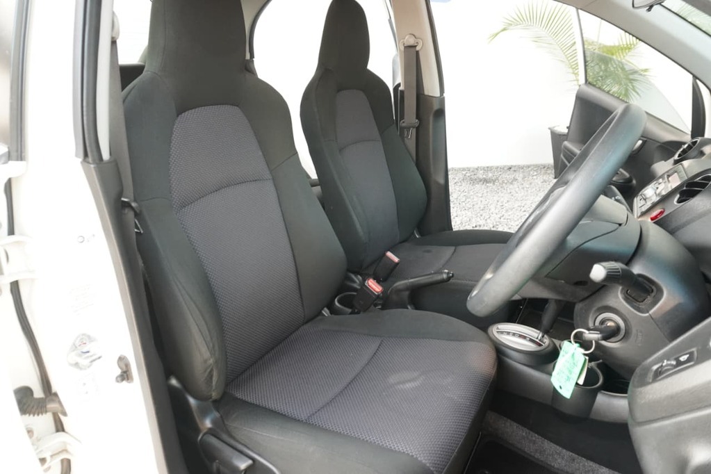 2014 HONDA BRIO, White, 97626Kms, Automatic, Hatchback, Petrol, R114 995, Goodwood