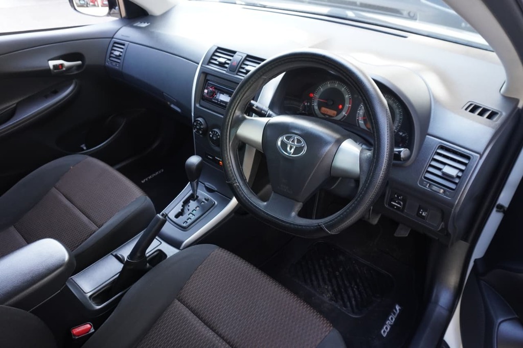 2014 TOYOTA COROLLA QUEST, White, 203170Kms, Automatic, Sedan, Petrol, R129 995, Goodwood