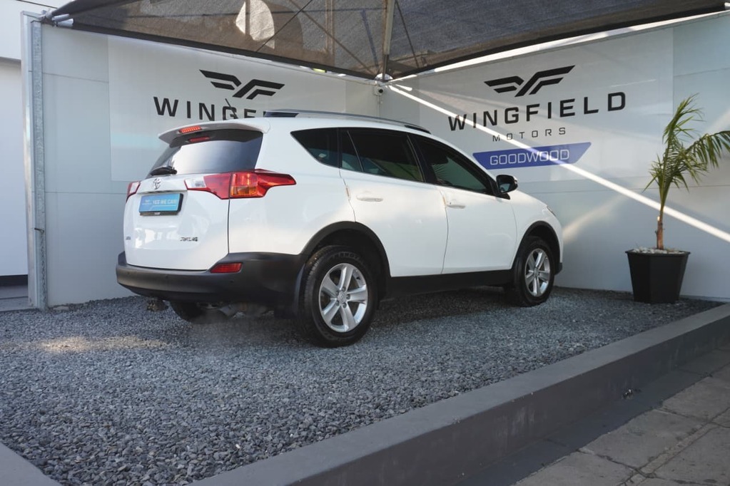 2013 TOYOTA RAV 4, White, 162200Kms, Manual, SUV, Petrol, R179 995, Goodwood