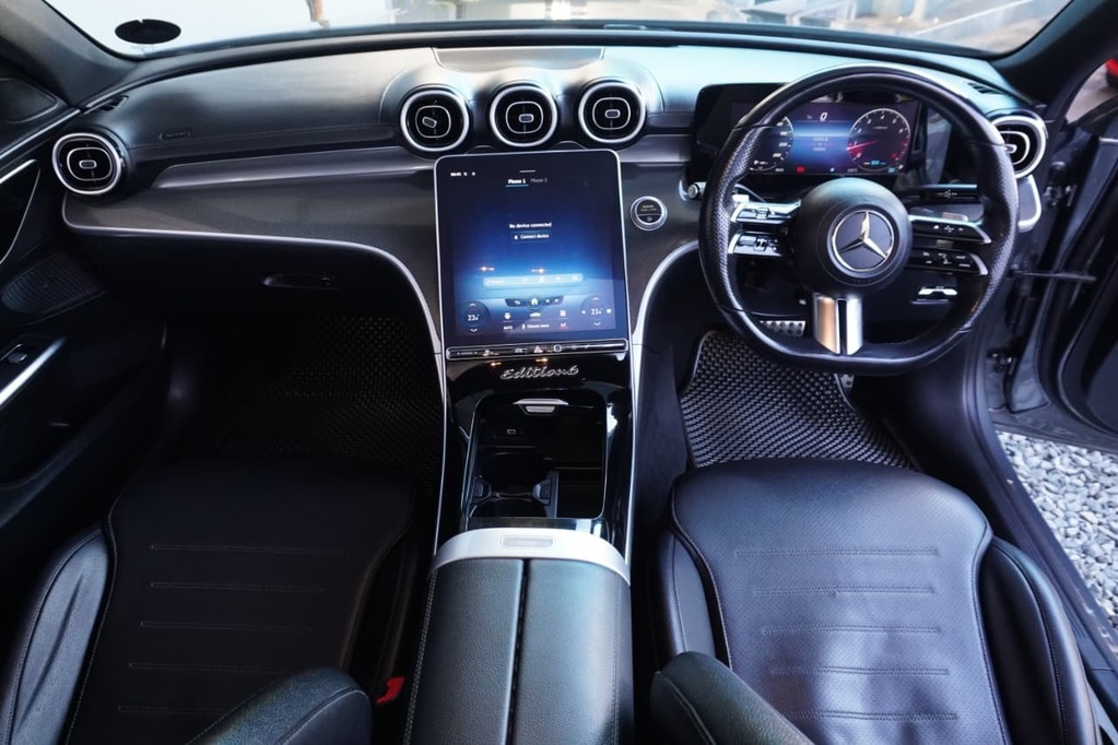 2022 MERCEDES-BENZ C CLASS, Silver, 45381Kms, Automatic, Sedan, Petrol, R679 995, Wingfield Motors Goodwood