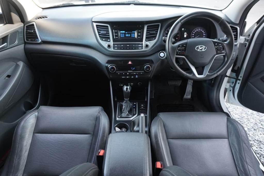 2016 HYUNDAI TUCSON, White, 135781Kms, Automatic, SUV, Petrol, R229 995, Wingfield Motors Goodwood