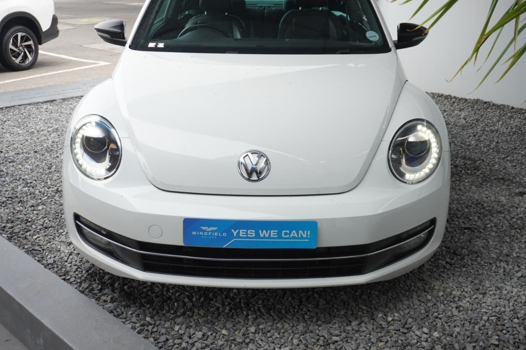 2016 VOLKSWAGEN BEETLE, White, 161808Kms, Automatic, Coupe, Petrol, R229 995, Wingfield Motors Goodwood