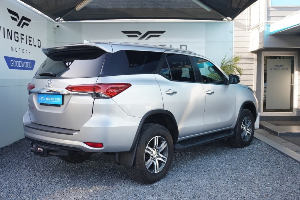 2017 TOYOTA FORTUNER, Silver, 163456Kms, Manual, SUV, Diesel, R369 995, Wingfield Motors Goodwood