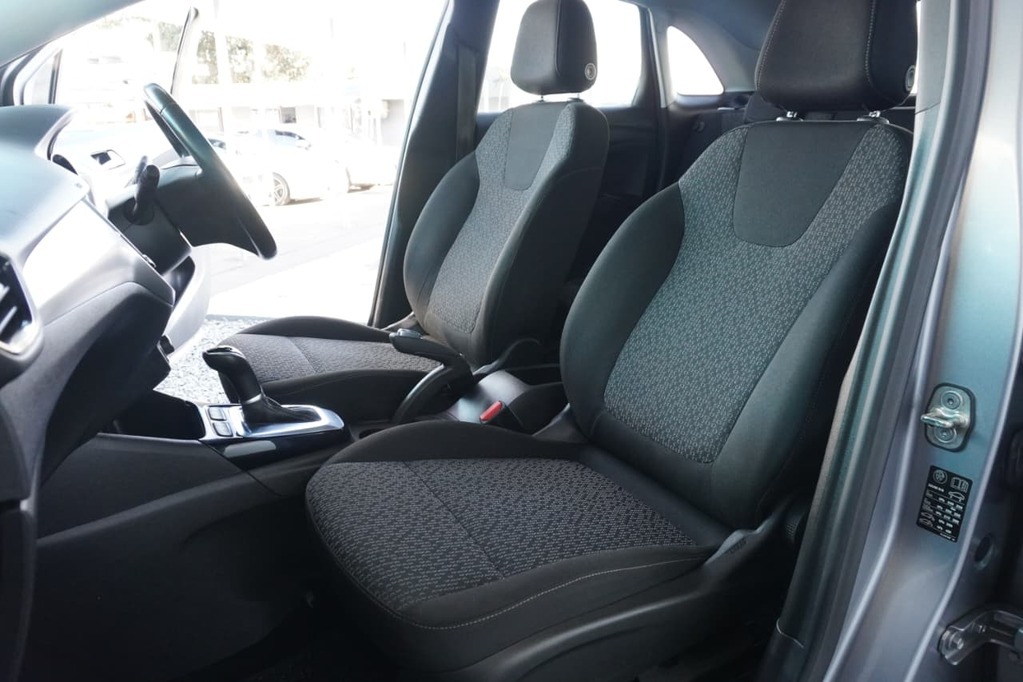 2021 OPEL CROSSLAND, White, 107000Kms, Automatic, SUV, Petrol, R169 995, Wingfield Motors Goodwood
