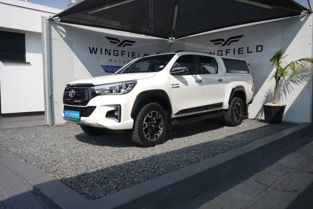 2020 TOYOTA HILUX, White, 133490Kms, Automatic, Bakkie Double Cab, Diesel, R599 995, Wingfield Motors Goodwood