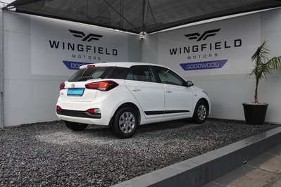 2021 HYUNDAI i20, White, 93293Kms, Manual, Hatchback, Petrol, R179 995, Wingfield Motors Goodwood