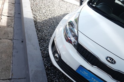 2016 KIA RIO, White, 93927Kms, Automatic, Sedan, Petrol, R154 995, Wingfield Motors Goodwood