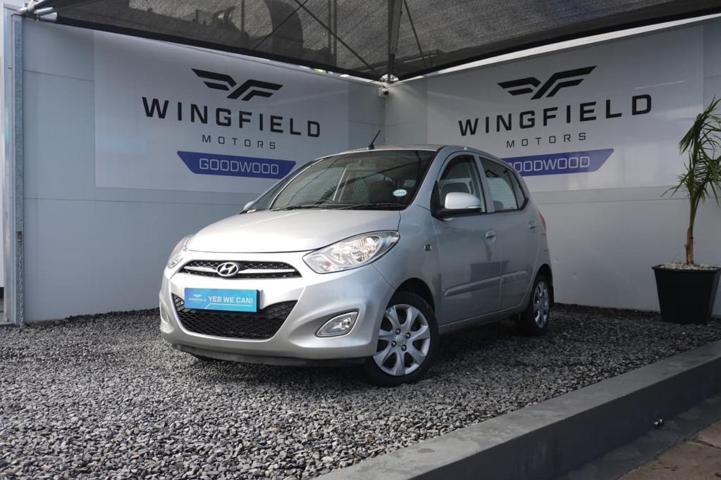 2015 HYUNDAI i10, Silver, 66927Kms, Automatic, Hatchback, Petrol, R115 995, Wingfield Motors Goodwood