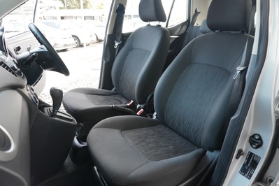 2015 HYUNDAI i10, Silver, 66927Kms, Automatic, Hatchback, Petrol, R115 995, Wingfield Motors Goodwood