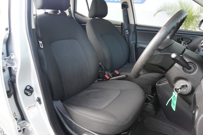 2015 HYUNDAI i10, Silver, 66927Kms, Automatic, Hatchback, Petrol, R115 995, Wingfield Motors Goodwood