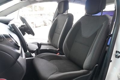 2018 RENAULT CLIO IV, White, 145000Kms, Manual, Hatchback, Petrol, R114 995, Wingfield Motors Goodwood