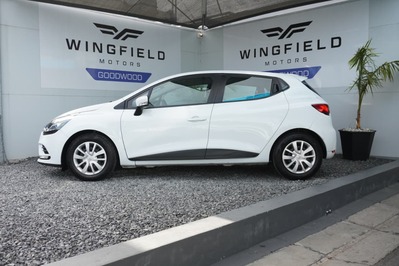2018 RENAULT CLIO IV, White, 145000Kms, Manual, Hatchback, Petrol, R114 995, Wingfield Motors Goodwood