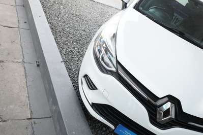 2018 RENAULT CLIO IV, White, 145000Kms, Manual, Hatchback, Petrol, R114 995, Wingfield Motors Goodwood
