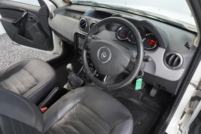 2015 RENAULT DUSTER, White, 113300Kms, Manual, SUV, Diesel, R149 995, Wingfield Motors Goodwood