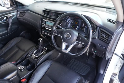 2018 NISSAN X TRAIL, White, 174000Kms, Automatic, SUV, Petrol, R174 995, Wingfield Motors Goodwood