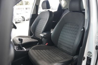 2022 KIA SONET, White, 155000Kms, Manual, SUV, Petrol, R189 995, Wingfield Motors Goodwood