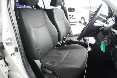 2018 SUZUKI SWIFT, White, 144000Kms, Manual, Hatchback, Petrol, R115 995, Wingfield Motors (Pty) Ltd - Goodwood