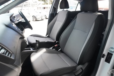 2015 HYUNDAI i20, White, 139655Kms, Manual, Hatchback, Petrol, R144 995, Wingfield Motors (Pty) Ltd - Goodwood