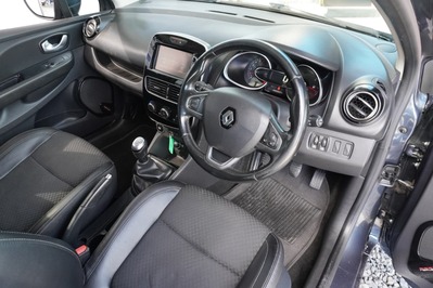 2018 RENAULT CLIO IV, Gun metal, 151200Kms, Manual, Hatchback, Petrol, R125 995, Wingfield Motors (Pty) Ltd - Goodwood