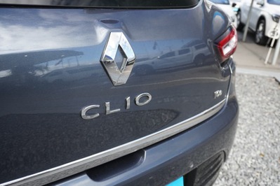2018 RENAULT CLIO IV, Gun metal, 151200Kms, Manual, Hatchback, Petrol, R125 995, Wingfield Motors (Pty) Ltd - Goodwood