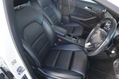 2018 MERCEDES-BENZ GLA, White, 81539Kms, Automatic, SUV, Petrol, R339 995, Wingfield Motors (Pty) Ltd - Goodwood