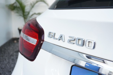 2018 MERCEDES-BENZ GLA, White, 81539Kms, Automatic, SUV, Petrol, R339 995, Wingfield Motors (Pty) Ltd - Goodwood