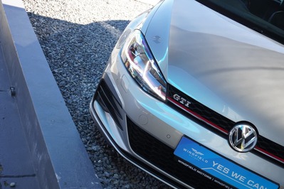 2017 VOLKSWAGEN GOLF 7, Silver, 128000Kms, Automatic, Hatchback, Petrol, R379 995, Wingfield Motors (Pty) Ltd - Goodwood