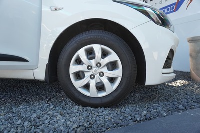 2018 HYUNDAI i20, White, 98854Kms, Manual, Hatchback, Petrol, R159 995, Wingfield Motors (Pty) Ltd - Goodwood