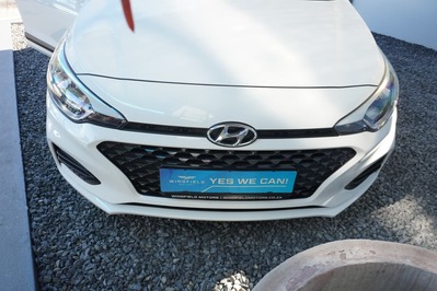 2018 HYUNDAI i20, White, 98854Kms, Manual, Hatchback, Petrol, R159 995, Wingfield Motors (Pty) Ltd - Goodwood