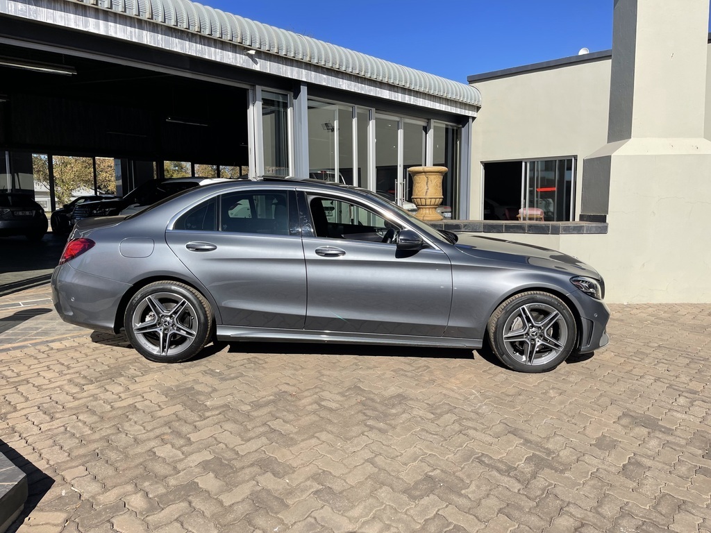MERCEDES-BENZ C200 A/T 2019 for sale in Mpumalanga