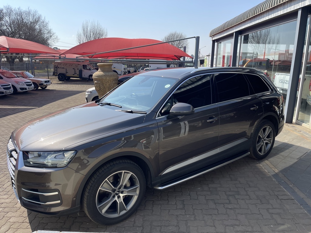 Used 2018 AUDI Q7 3.0 TDI V6 QUATTRO TIP (45 TDI) Q7 3.0 TDI V6 QUATTRO