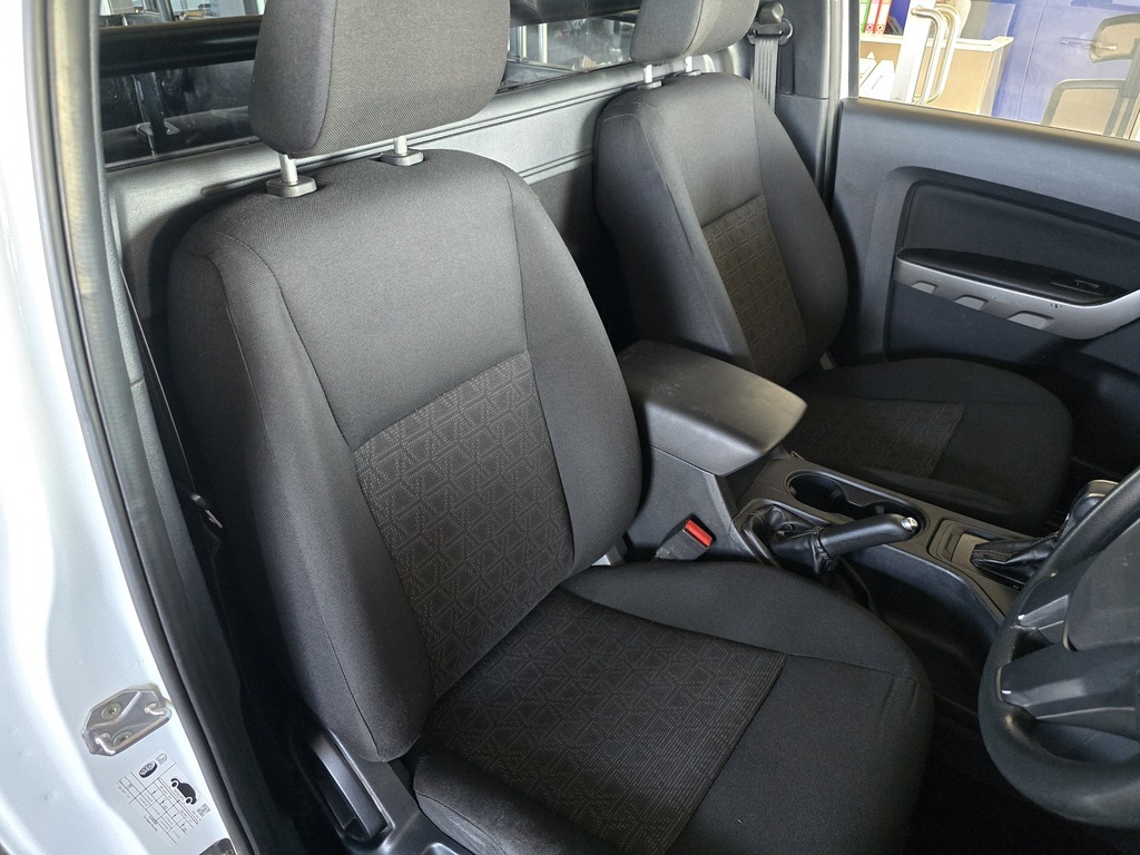 FORD RANGER RANGER 2.2TDCi XLS 4X4 A/T P/U S/C