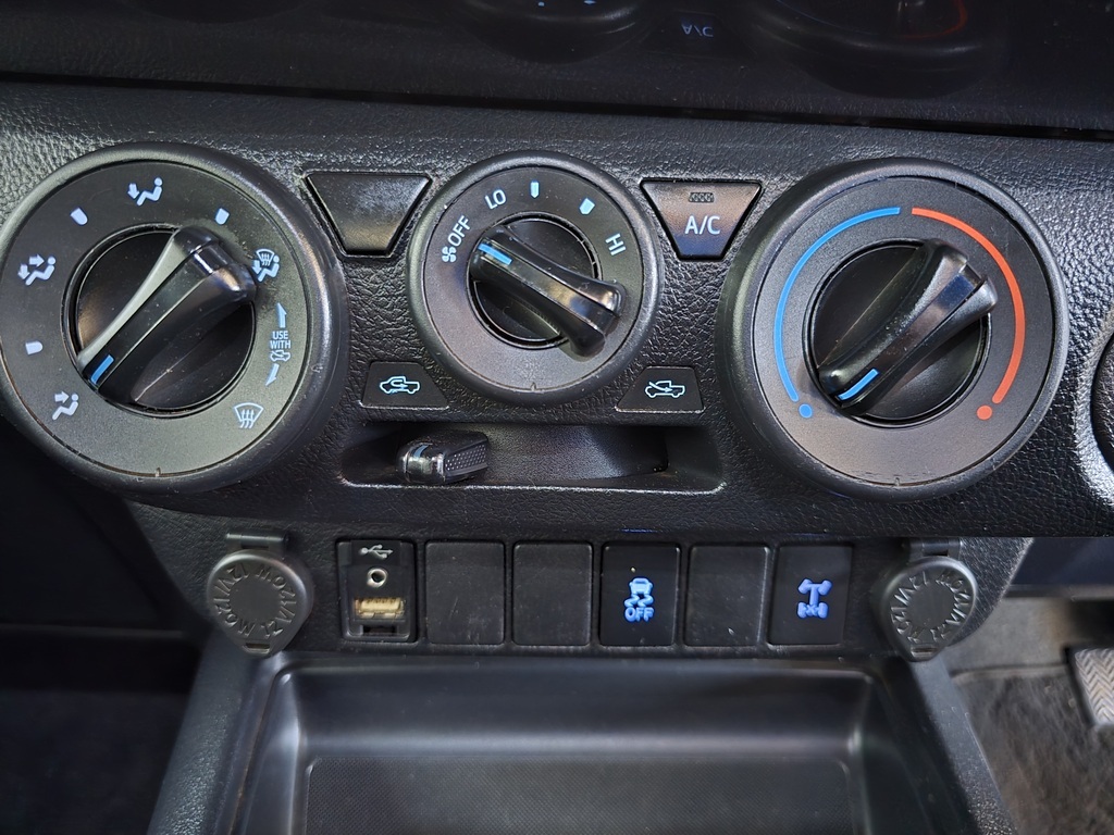 TOYOTA HILUX HILUX 2.8 GD-6 RB RAIDER A/T P/U E/CAB