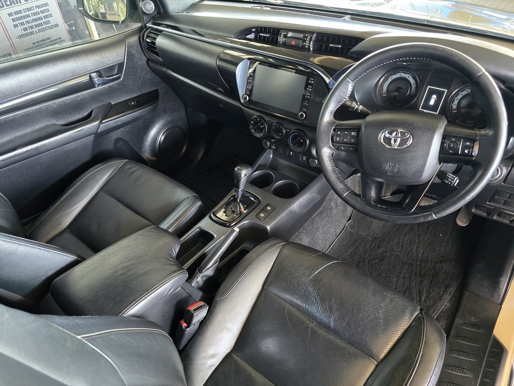 TOYOTA HILUX HILUX 2.8 GD-6 RB RAIDER A/T P/U E/CAB