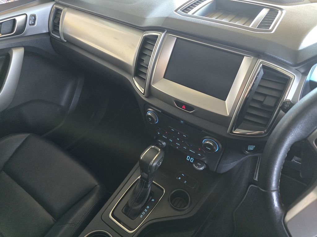 FORD EVEREST EVEREST 2.0D XLT A/T