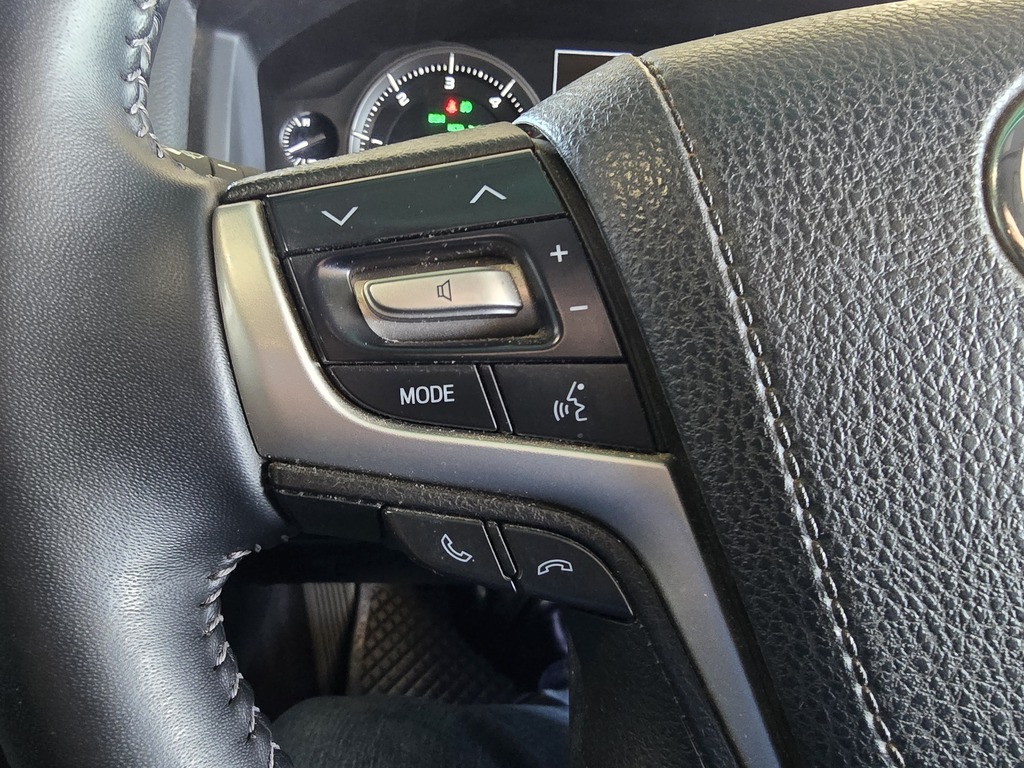 TOYOTA LAND CRUISER LANDCRUISER 200 V8 4.5D VX A/T