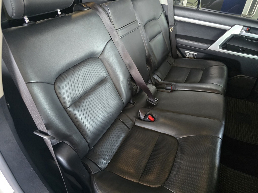 TOYOTA LAND CRUISER LANDCRUISER 200 V8 4.5D VX A/T