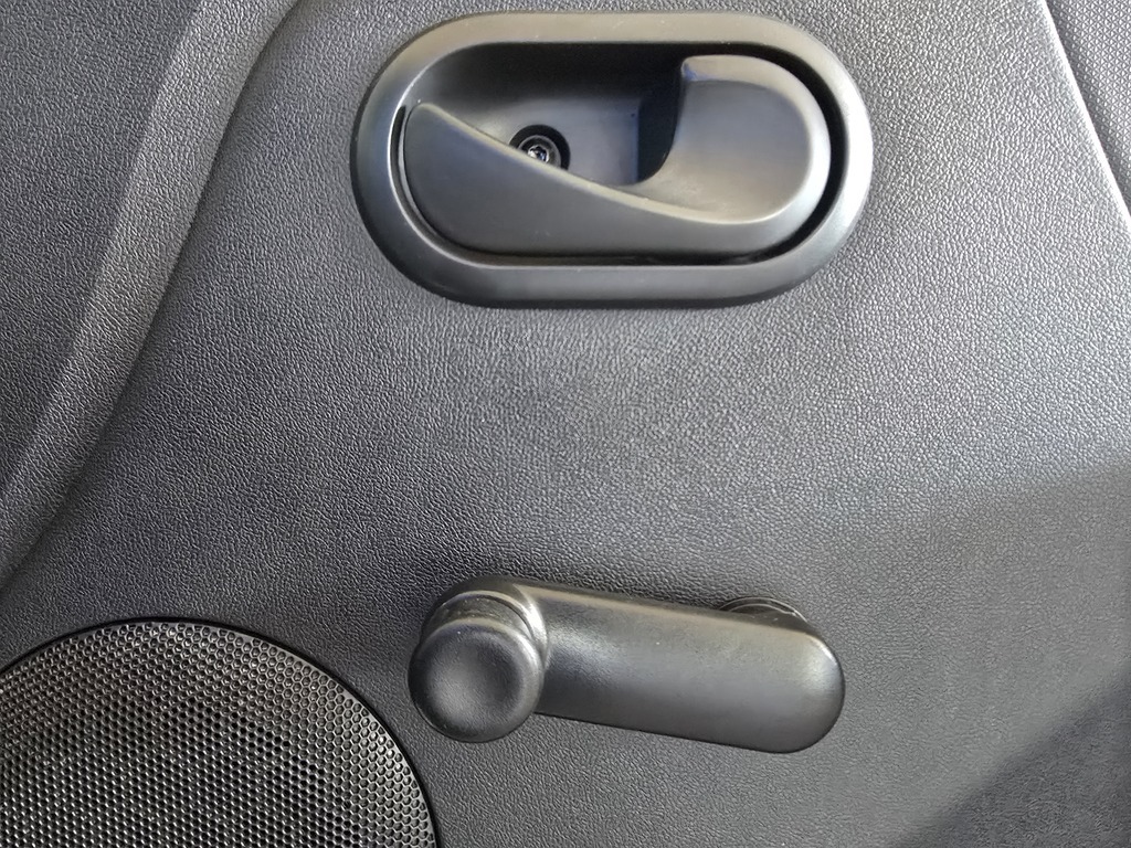 NISSAN NP200 NP200 1.6  A/C SAFETY PACK P/U S/C