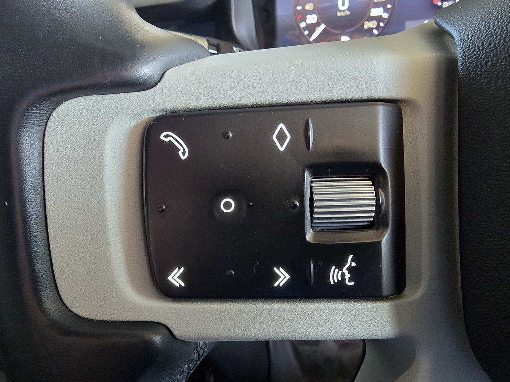 LAND ROVER DEFENDER DEFENDER 110 D240 SE (177KW)