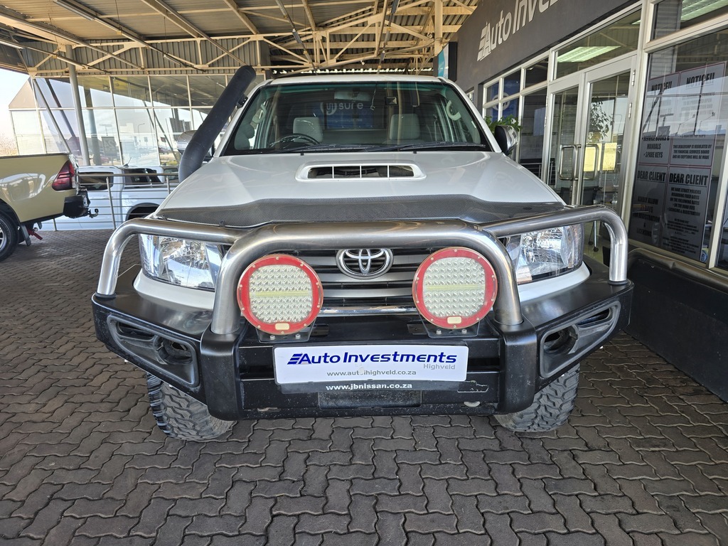 TOYOTA HILUX HILUX 3.0D-4D LEGEND 45 4X4 XTRA CAB P/U