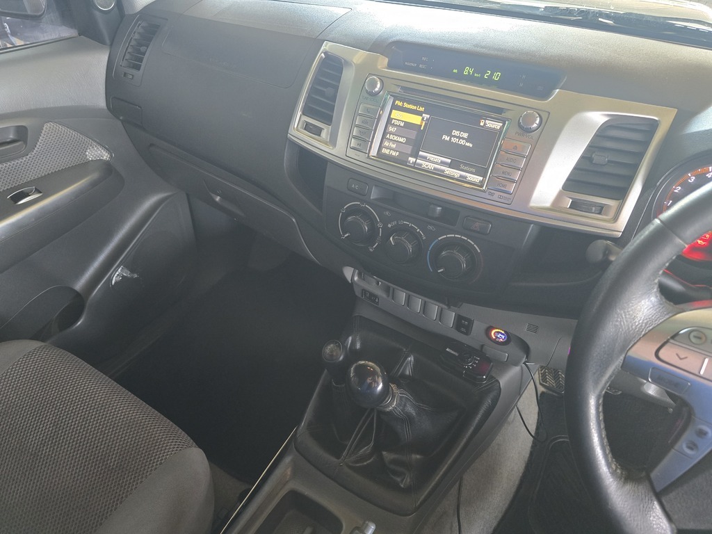 TOYOTA HILUX HILUX 3.0D-4D LEGEND 45 4X4 XTRA CAB P/U