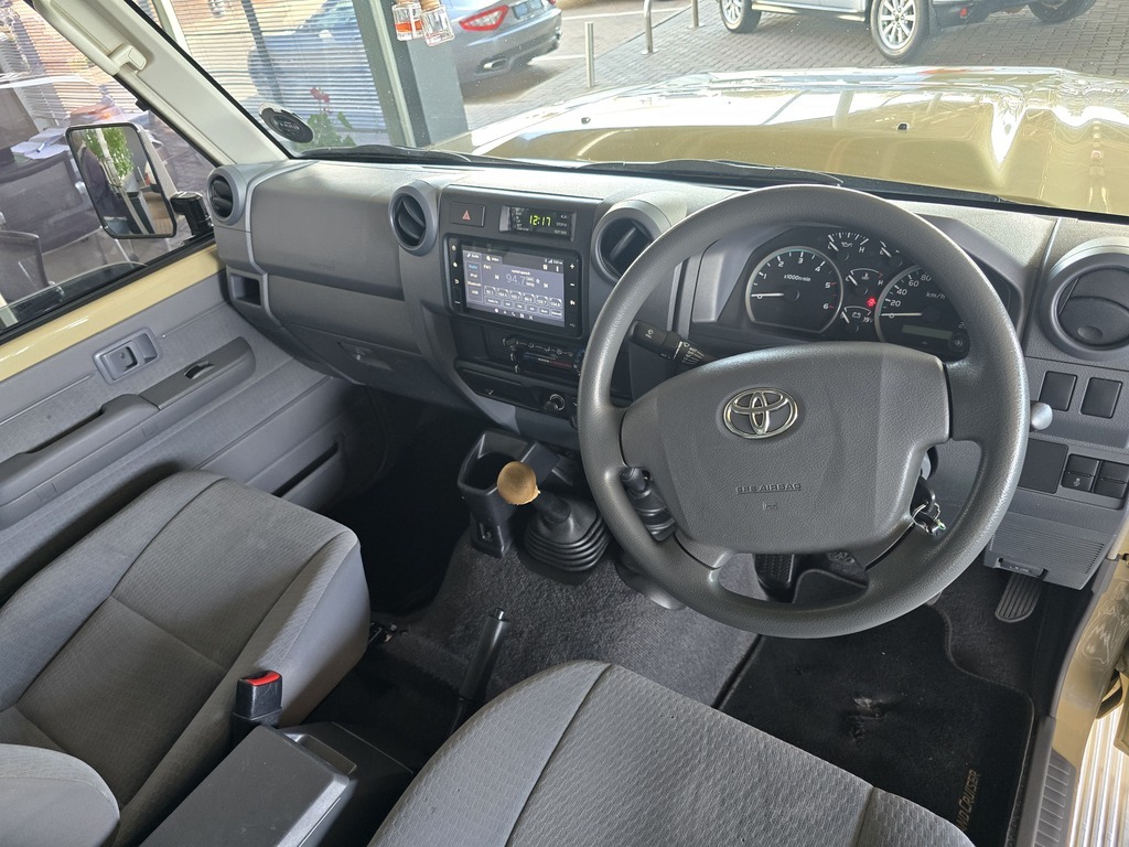 TOYOTA LAND CRUISER PICK UP LAND CRUISER 79 4.5D P/U D/C