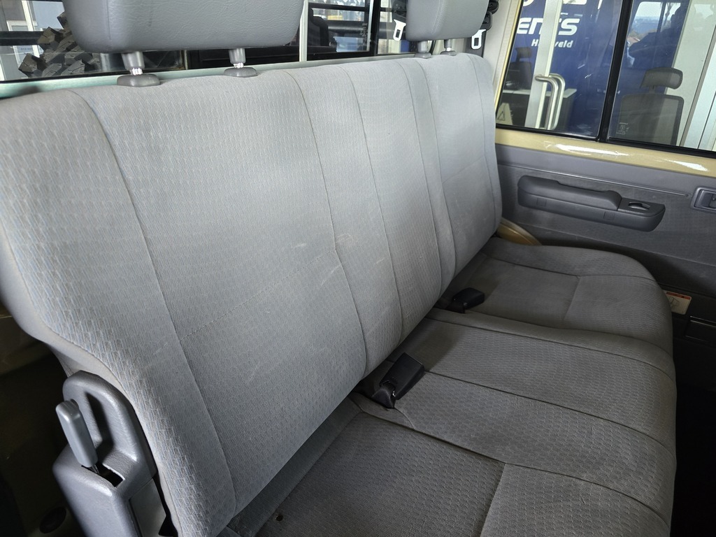 TOYOTA LAND CRUISER PICK UP LAND CRUISER 79 4.5D P/U D/C