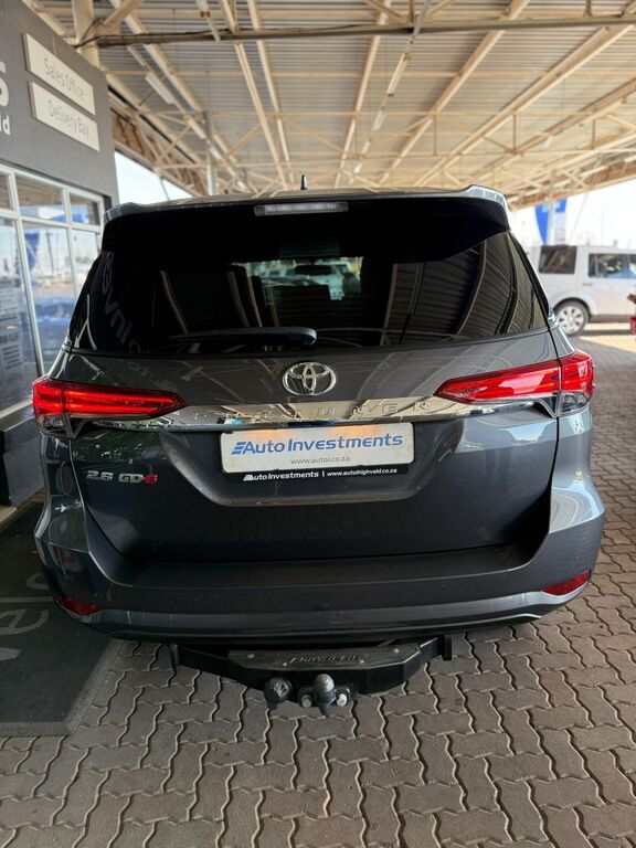 TOYOTA FORTUNER FORTUNER 2.8GD-6 R/B A/T