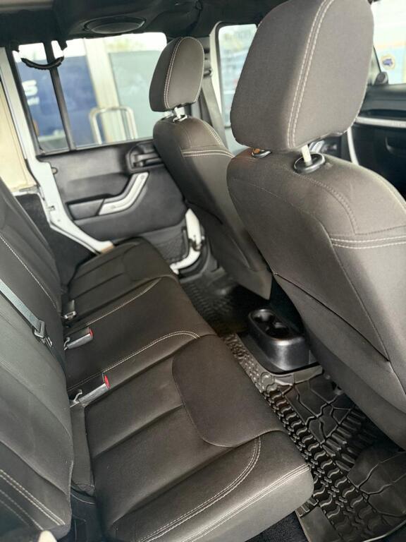 JEEP WRANGLER WRANGLER 2.8 CRD UNLTD SAHARA A/T - 6