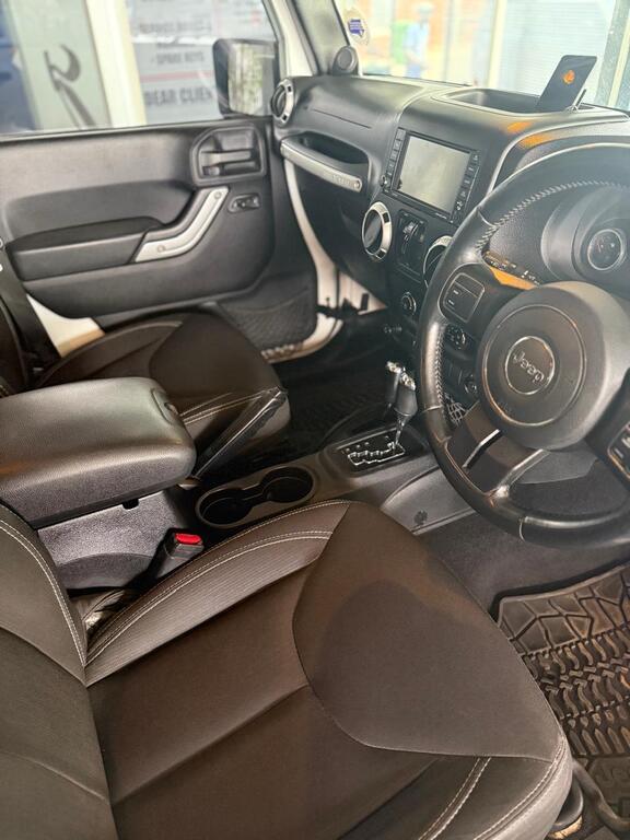 JEEP WRANGLER WRANGLER 2.8 CRD UNLTD SAHARA A/T - 7