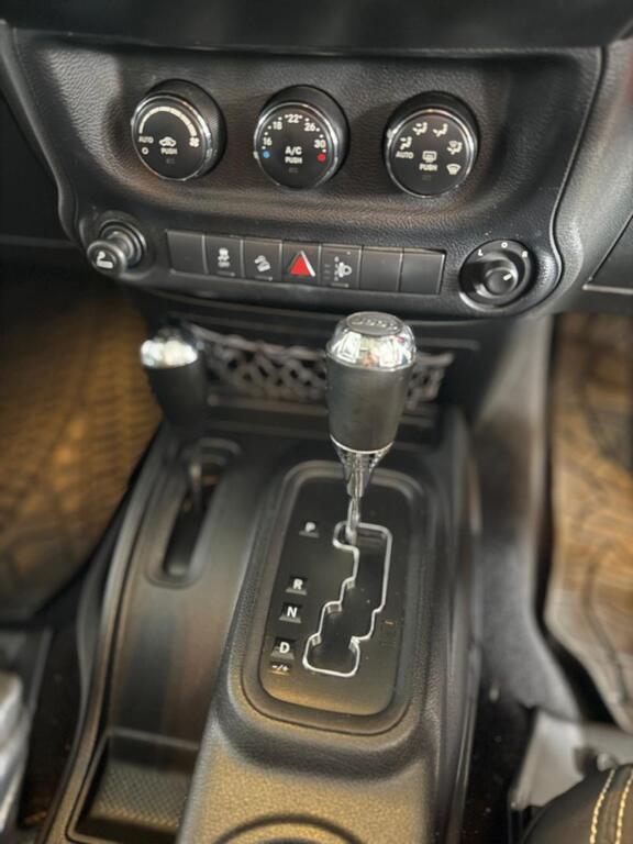 JEEP WRANGLER WRANGLER 2.8 CRD UNLTD SAHARA A/T - 9